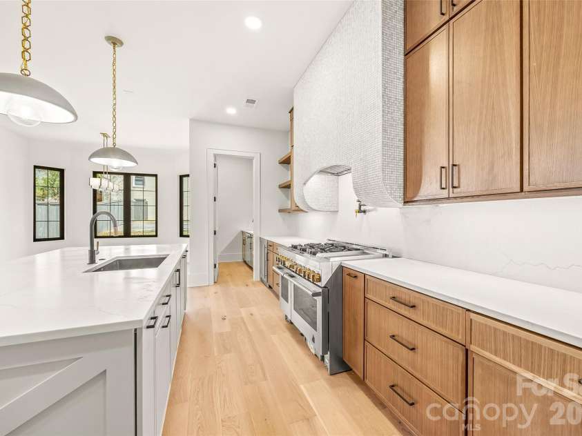 7109 Essington Drive, Charlotte, NC 28270.  MLS# CAR4353515, YatesRealty ID 23590. 