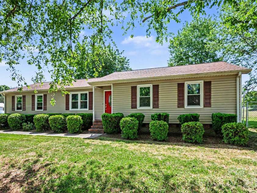 118 Yost Farm Road, Salisbury, NC 28146.  MLS# CAR4382965, YatesRealty ID 23591. 