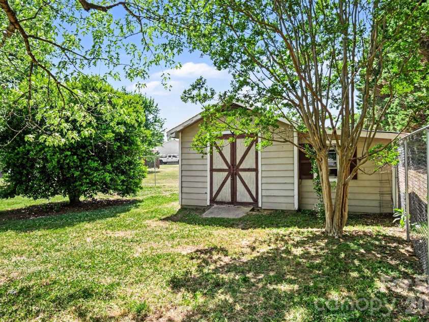 118 Yost Farm Road, Salisbury, NC 28146.  MLS# CAR4382965, YatesRealty ID 23591. 