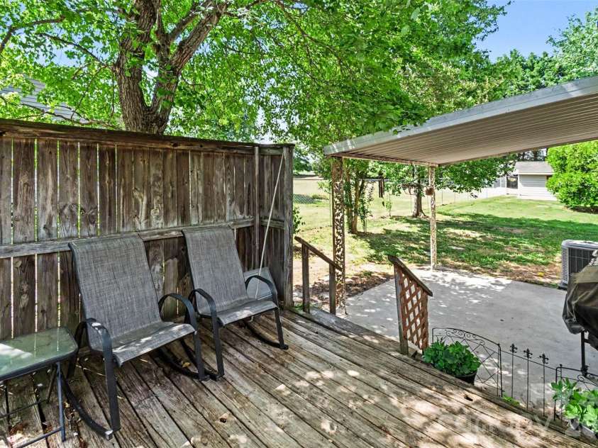 118 Yost Farm Road, Salisbury, NC 28146.  MLS# CAR4382965, YatesRealty ID 23591. 
