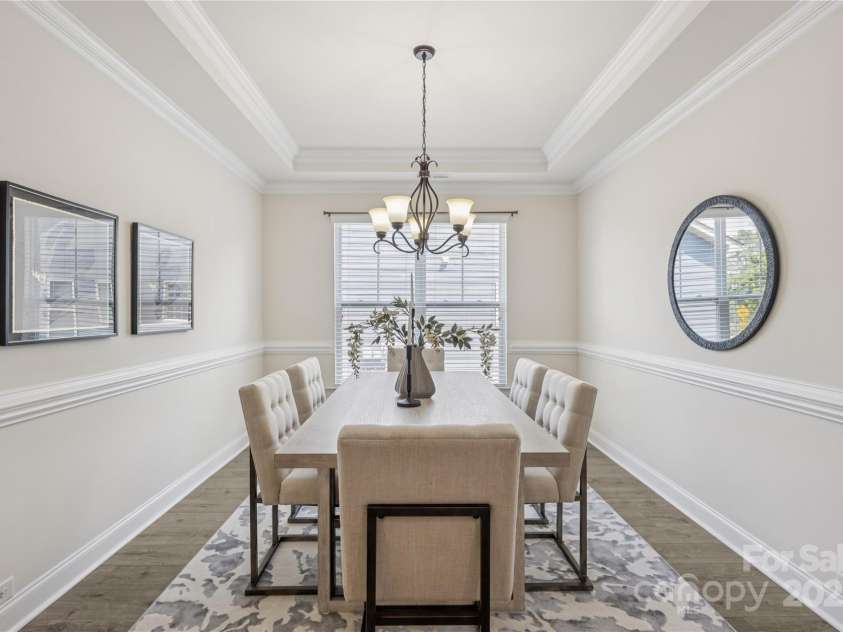 196 Hawks Creek Parkway, Fort Mill, SC 29708.  MLS# CAR4271545, YatesRealty ID 23591. Elegant dining room for entertaining
