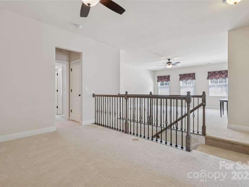 196 Hawks Creek Parkway, Fort Mill, SC 29708.  MLS# CAR4271545, YatesRealty ID 23591. Extended optional loft area