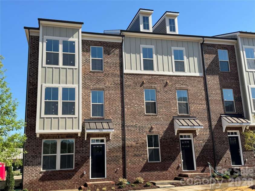 3126 Middle Street, Charlotte, NC 28278.  MLS# CAR4377322, YatesRealty ID 23593. Representative