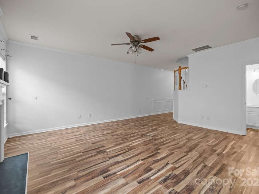 10207 Garmoyle Street, Charlotte, NC 28277.  MLS# CAR4260352, YatesRealty ID 23594. 