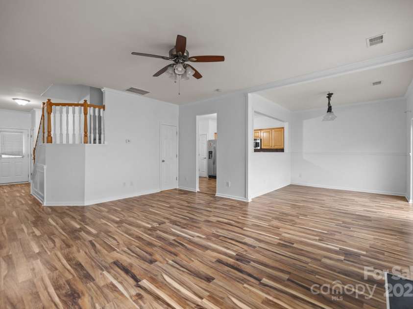10207 Garmoyle Street, Charlotte, NC 28277.  MLS# CAR4260352, YatesRealty ID 23594. 