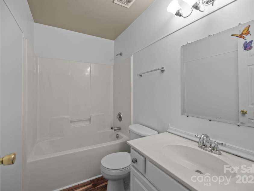 10207 Garmoyle Street, Charlotte, NC 28277.  MLS# CAR4260352, YatesRealty ID 23594. 