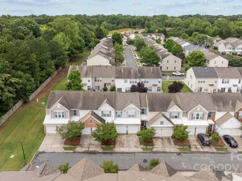 10207 Garmoyle Street, Charlotte, NC 28277.  MLS# CAR4260352, YatesRealty ID 23594. 