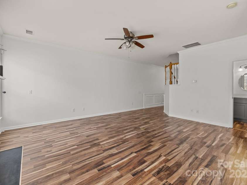 10207 Garmoyle Street, Charlotte, NC 28277.  MLS# CAR4260352, YatesRealty ID 23594. 