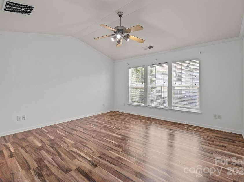 10207 Garmoyle Street, Charlotte, NC 28277.  MLS# CAR4260352, YatesRealty ID 23594. 