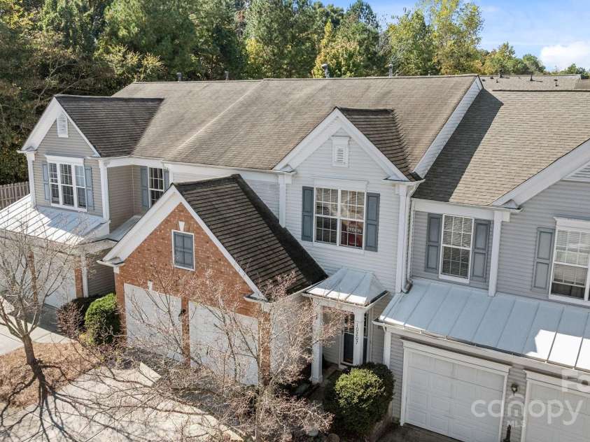 10207 Garmoyle Street, Charlotte, NC 28277.  MLS# CAR4260352, YatesRealty ID 23594. 
