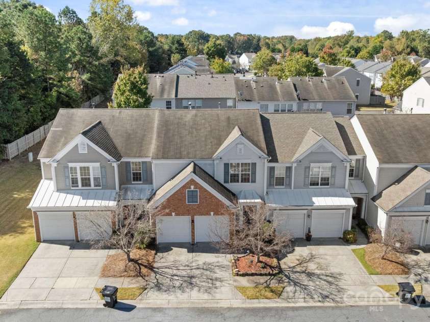 10207 Garmoyle Street, Charlotte, NC 28277.  MLS# CAR4260352, YatesRealty ID 23594. 