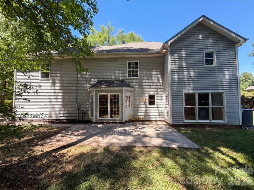 118 Withershinn Drive, Charlotte, NC 28262.  MLS# CAR4383162, YatesRealty ID 23594. 