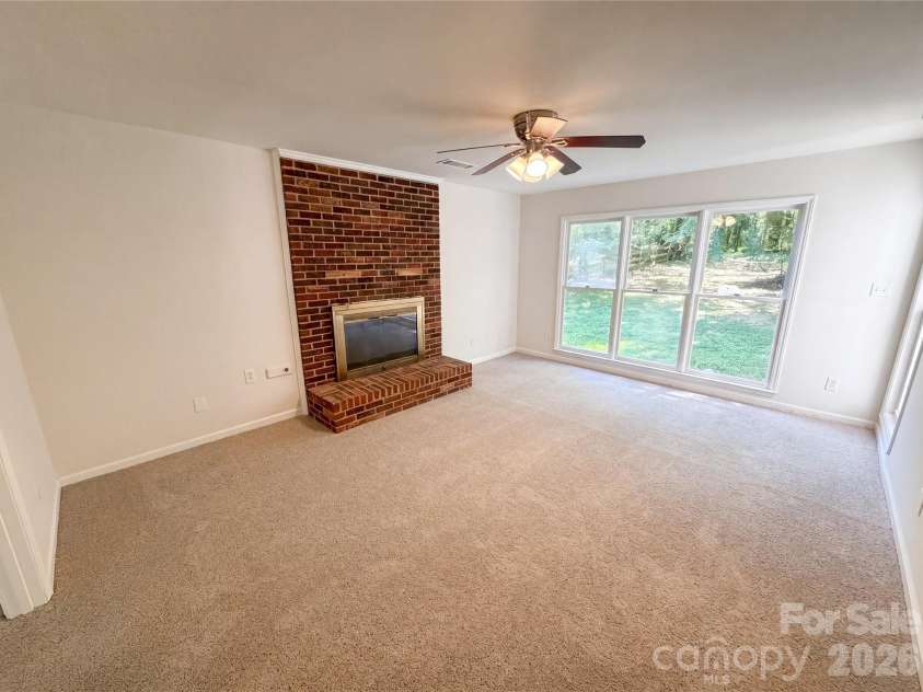 118 Withershinn Drive, Charlotte, NC 28262.  MLS# CAR4383162, YatesRealty ID 23594. 