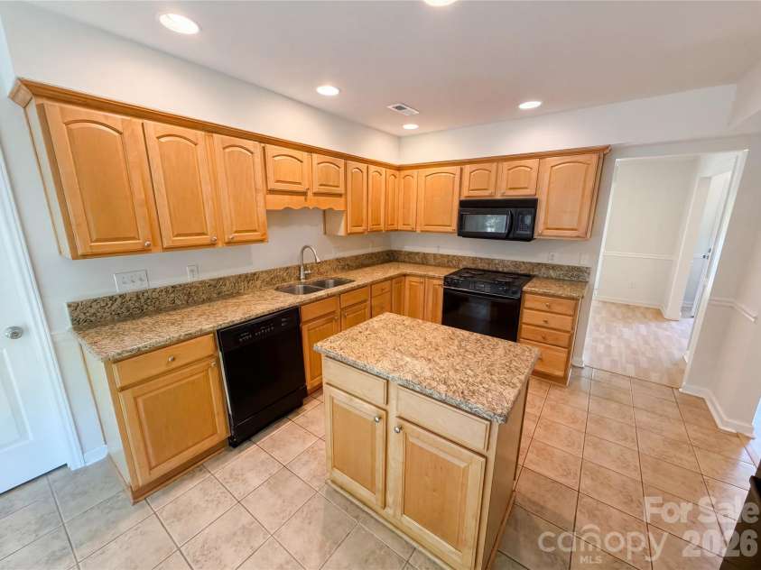 118 Withershinn Drive, Charlotte, NC 28262.  MLS# CAR4383162, YatesRealty ID 23594. 