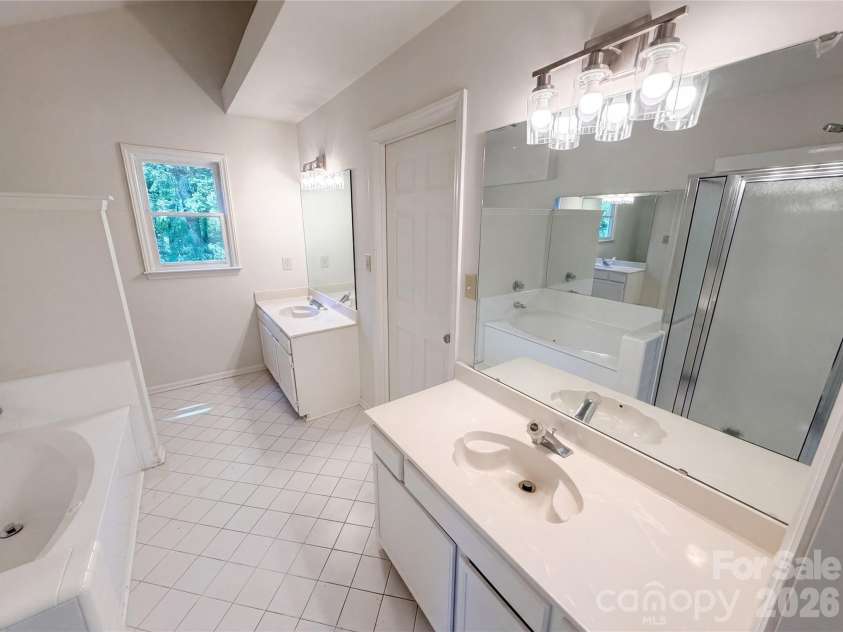 118 Withershinn Drive, Charlotte, NC 28262.  MLS# CAR4383162, YatesRealty ID 23594. 