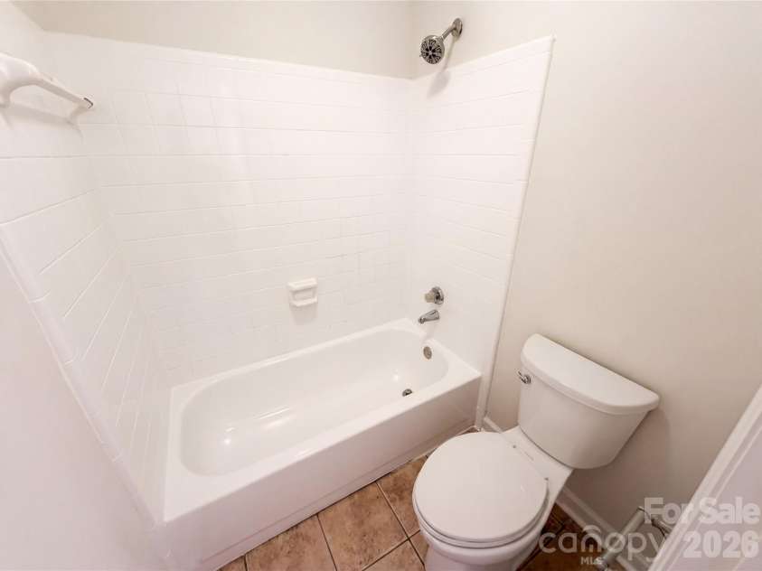 118 Withershinn Drive, Charlotte, NC 28262.  MLS# CAR4383162, YatesRealty ID 23594. 