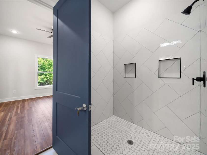 217 Green Street, Wadesboro, NC 28170.  MLS# CAR4248948, YatesRealty ID 23595. Primary Bathroom