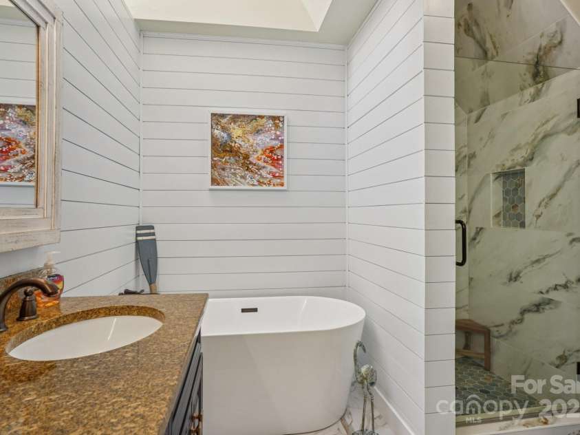 2256 Drawbridge Court, Rock Hill, SC 29732.  MLS# CAR4273152, YatesRealty ID 23596. 