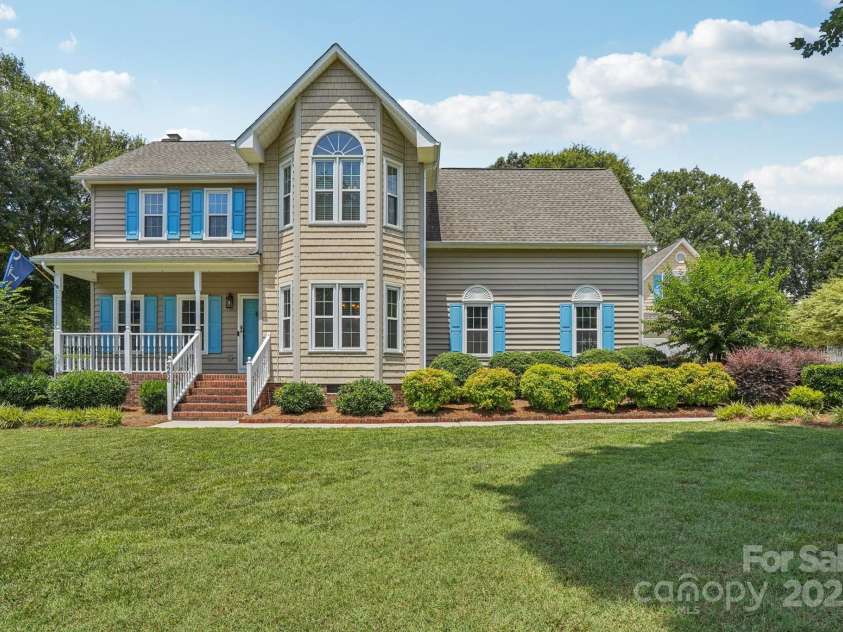2256 Drawbridge Court, Rock Hill, SC 29732.  MLS# CAR4273152, YatesRealty ID 23596. 