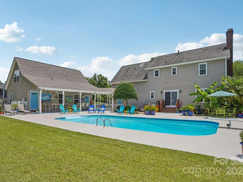 2256 Drawbridge Court, Rock Hill, SC 29732.  MLS# CAR4273152, YatesRealty ID 23596. 