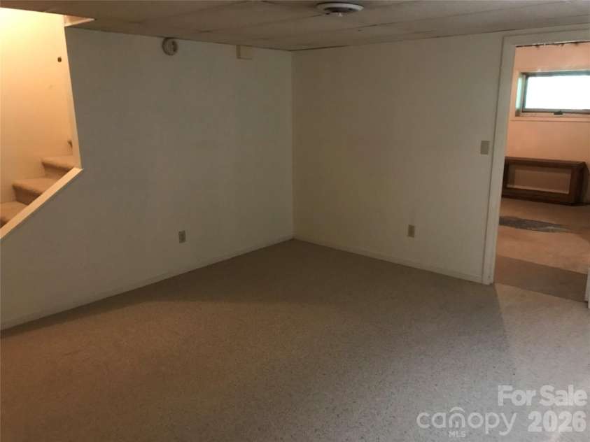 1 Pensacola Heights, Arden, NC 28704.  MLS# CAR4369465, YatesRealty ID 23598. 