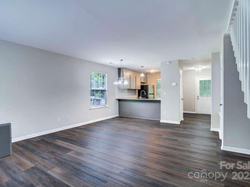 3919 Briarhill Drive, Charlotte, NC 28215.  MLS# CAR4274558, YatesRealty ID 23599. 