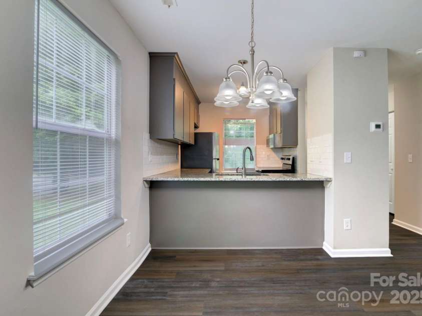 3919 Briarhill Drive, Charlotte, NC 28215.  MLS# CAR4274558, YatesRealty ID 23599. 