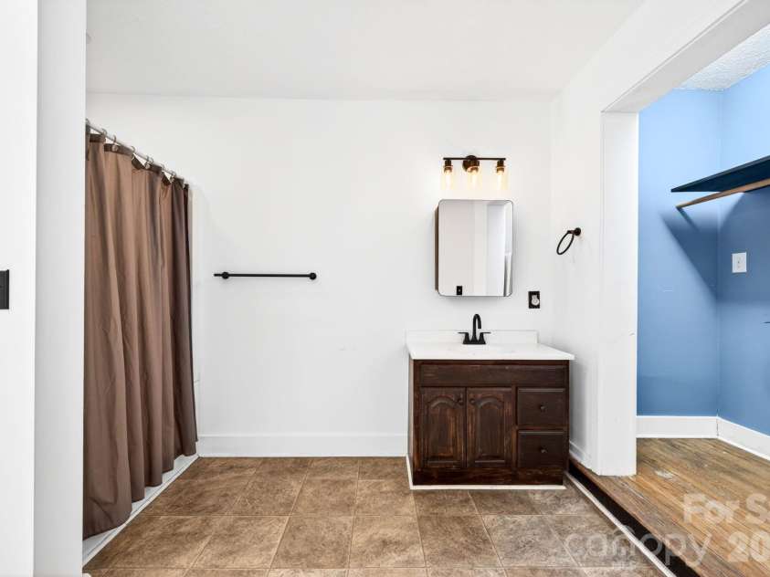55 Walton Street, Asheville, NC 28801.  MLS# CAR4370151, YatesRealty ID 23599. 