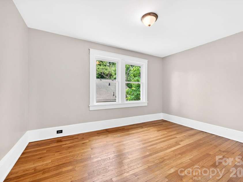 55 Walton Street, Asheville, NC 28801.  MLS# CAR4370151, YatesRealty ID 23599. 