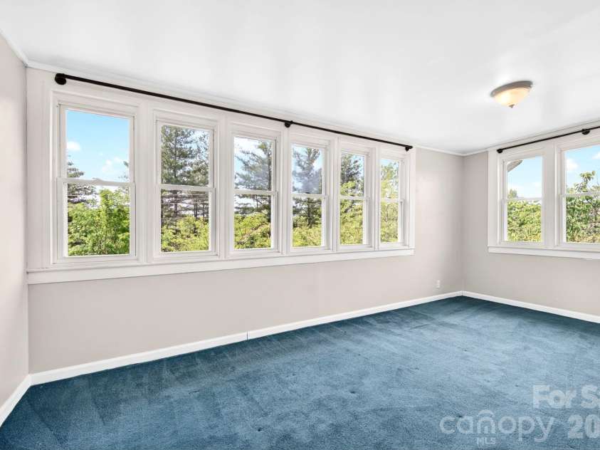 55 Walton Street, Asheville, NC 28801.  MLS# CAR4370151, YatesRealty ID 23599. 