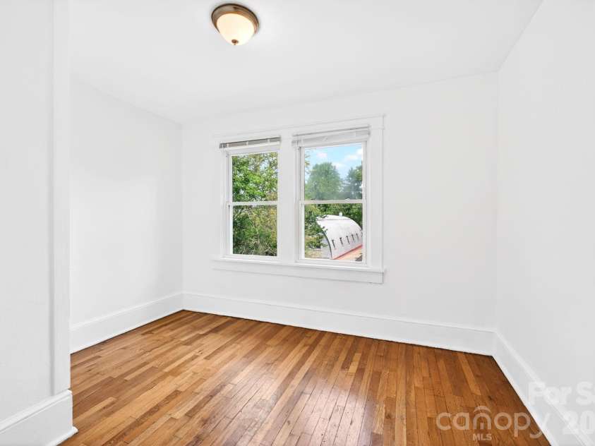55 Walton Street, Asheville, NC 28801.  MLS# CAR4370151, YatesRealty ID 23599. 