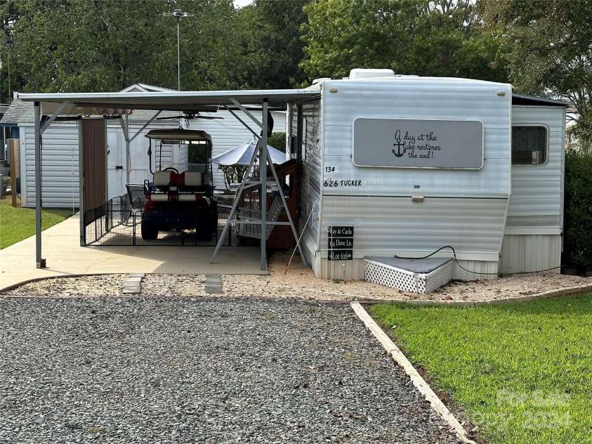 134 Dove Lane, New London, NC 28127.  MLS# CAR4194040, YatesRealty ID 236. 