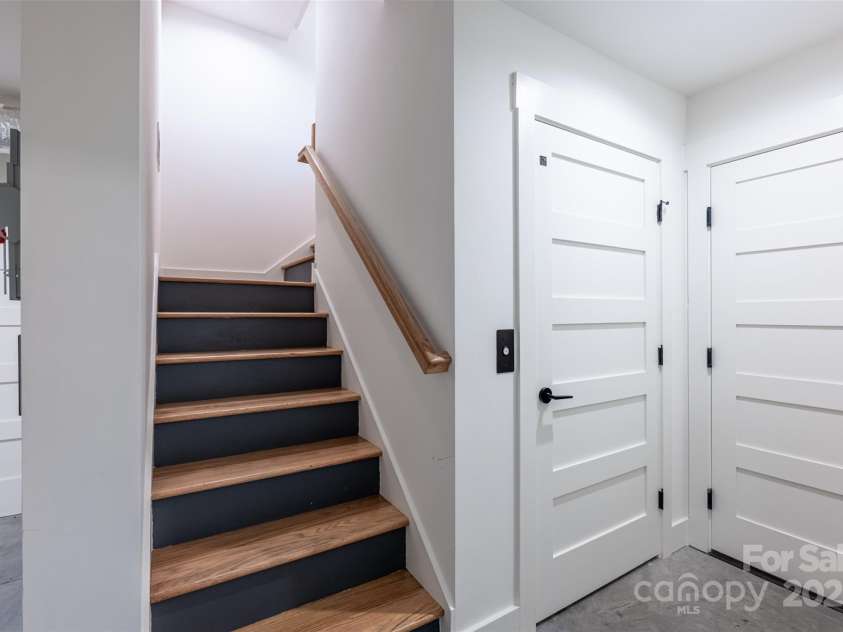 233 Broadway Street, Asheville, NC 28801.  MLS# CAR4314107, YatesRealty ID 236. 