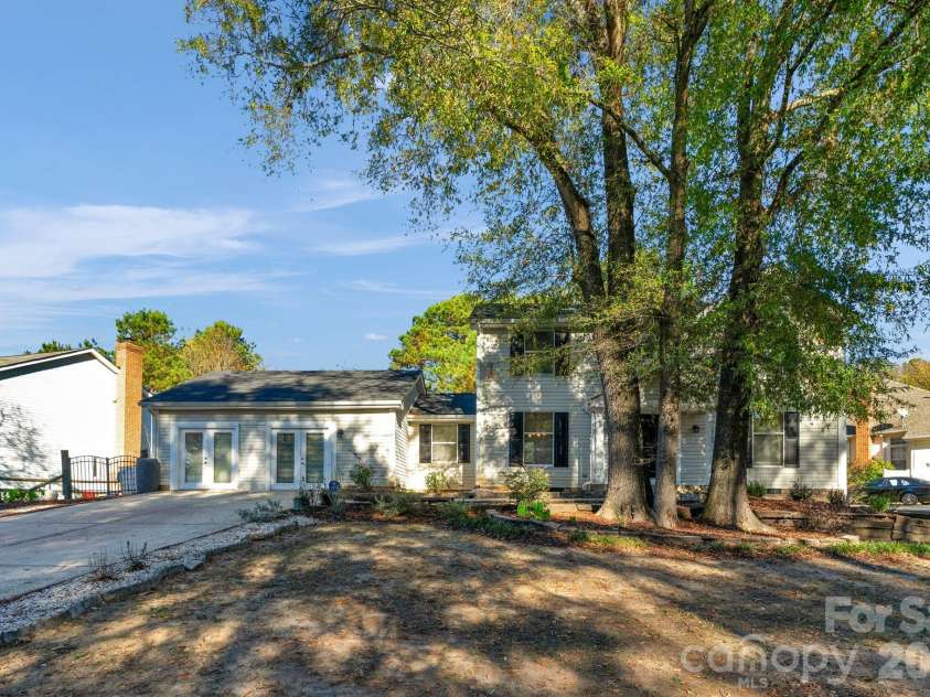 12006 Woodside Falls Road, Pineville, NC 28134.  MLS# CAR4336658, YatesRealty ID 2360. 