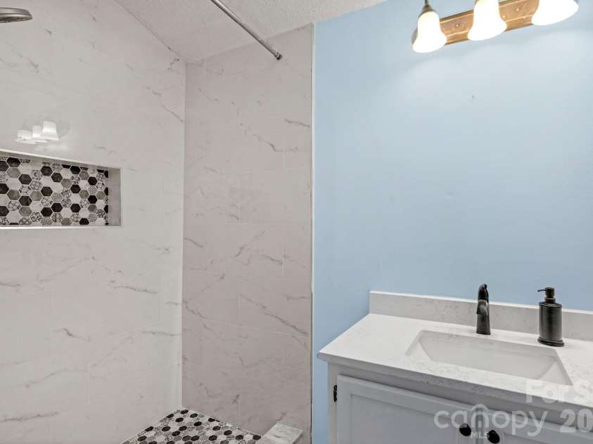 12006 Woodside Falls Road, Pineville, NC 28134.  MLS# CAR4336658, YatesRealty ID 2360. 