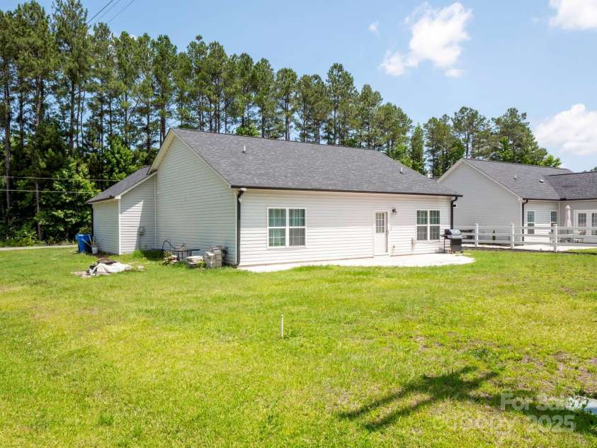 111 Rogers Street, Pageland, SC 29728.  MLS# CAR4267529, YatesRealty ID 23600. 