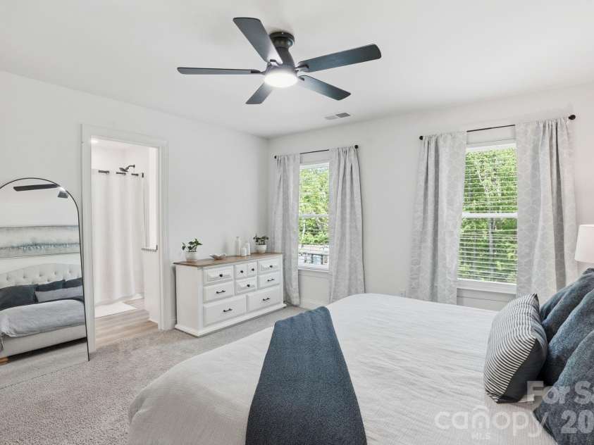 403 Sunset Drive, Bessemer City, NC 28016.  MLS# CAR4375153, YatesRealty ID 23602. 