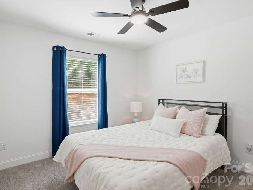 403 Sunset Drive, Bessemer City, NC 28016.  MLS# CAR4375153, YatesRealty ID 23602. 