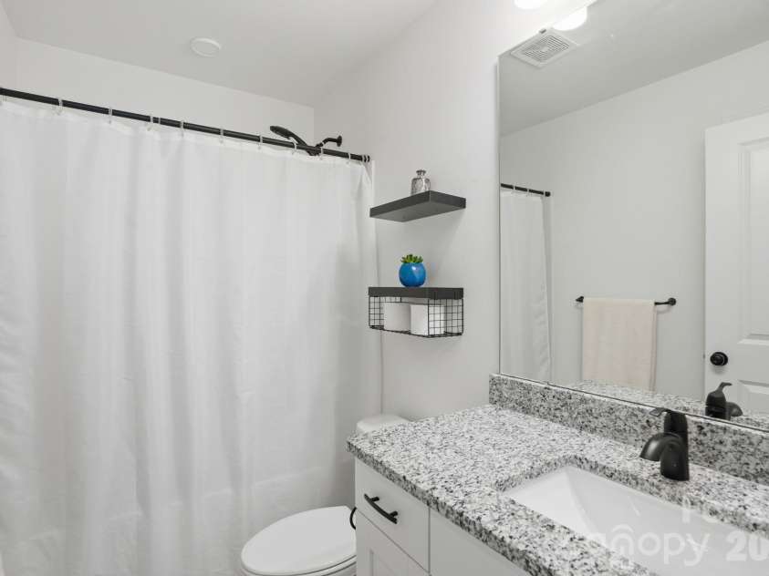 403 Sunset Drive, Bessemer City, NC 28016.  MLS# CAR4375153, YatesRealty ID 23602. 