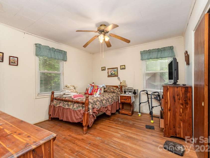 6934 Lockhart Road, Sharon, SC 29742.  MLS# CAR4258125, YatesRealty ID 23602. 