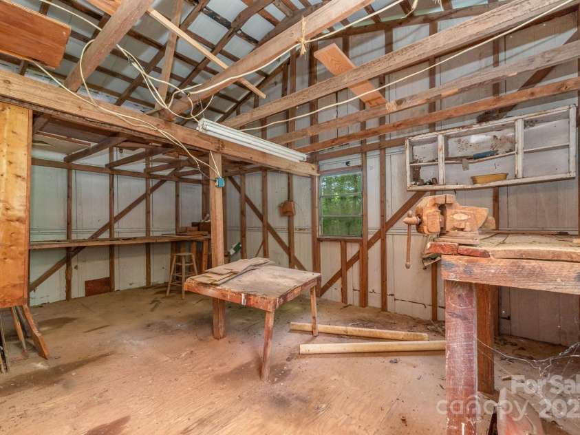 6934 Lockhart Road, Sharon, SC 29742.  MLS# CAR4258125, YatesRealty ID 23602. 