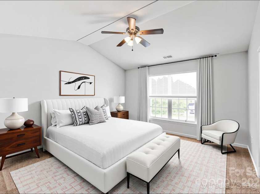 12452 Stratfield Place Circle, Pineville, NC 28134.  MLS# CAR4270059, YatesRealty ID 23606. 