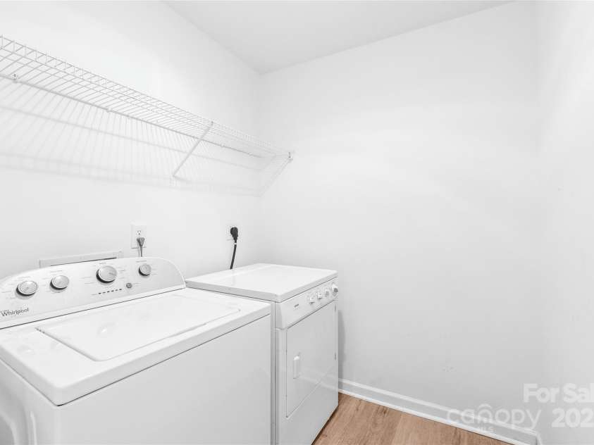 12452 Stratfield Place Circle, Pineville, NC 28134.  MLS# CAR4270059, YatesRealty ID 23606. 