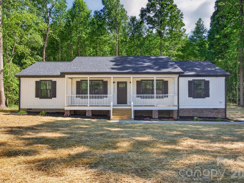 7312 Davis Country Road, Randleman, NC 27317.  MLS# CAR4381948, YatesRealty ID 23608. 