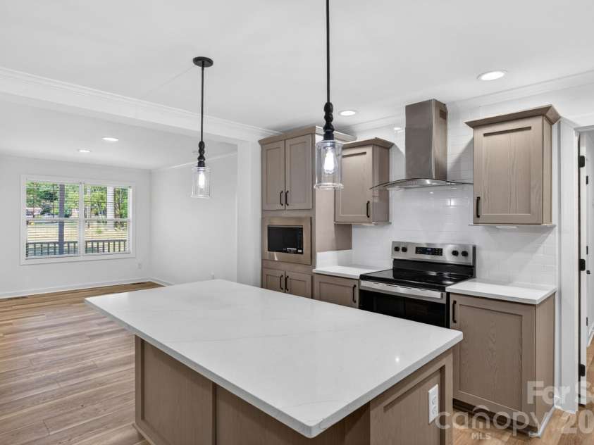 7312 Davis Country Road, Randleman, NC 27317.  MLS# CAR4381948, YatesRealty ID 23608. 