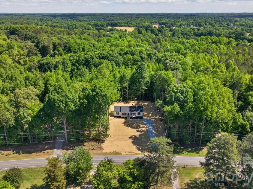 7312 Davis Country Road, Randleman, NC 27317.  MLS# CAR4381948, YatesRealty ID 23608. 
