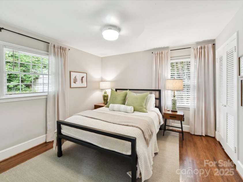 1638 Wensley Drive, Charlotte, NC 28210.  MLS# CAR4261275, YatesRealty ID 23609. 