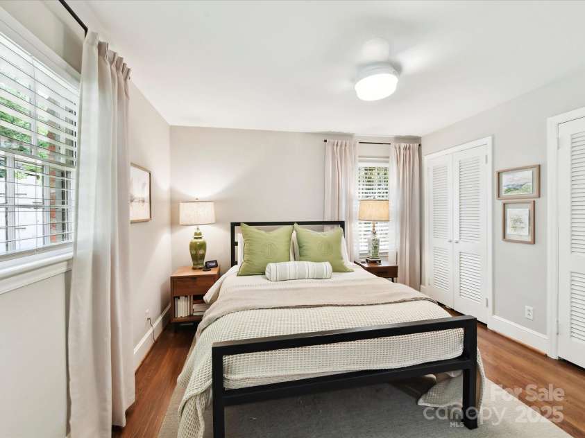 1638 Wensley Drive, Charlotte, NC 28210.  MLS# CAR4261275, YatesRealty ID 23609. 