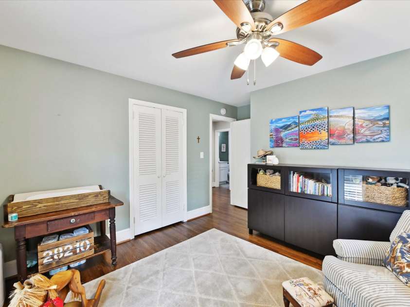 1638 Wensley Drive, Charlotte, NC 28210.  MLS# CAR4261275, YatesRealty ID 23609. 