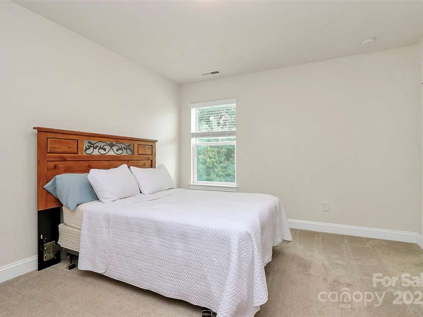 139 Suggs Mill Drive, Mooresville, NC 28115.  MLS# CAR4272116, YatesRealty ID 23610. 